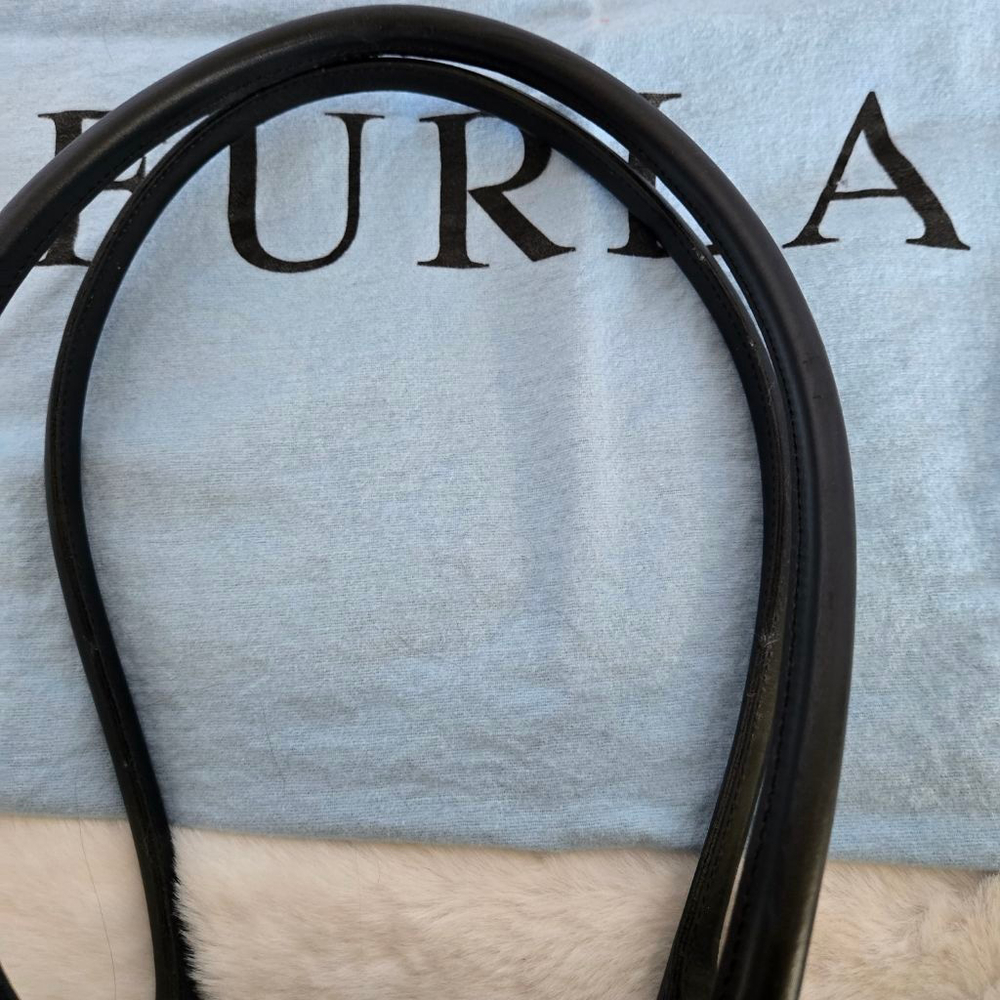 Vintage Furla Two Toned Cream & Black Leather "Doctors" Satchel Handbag - Picture 7 of 15